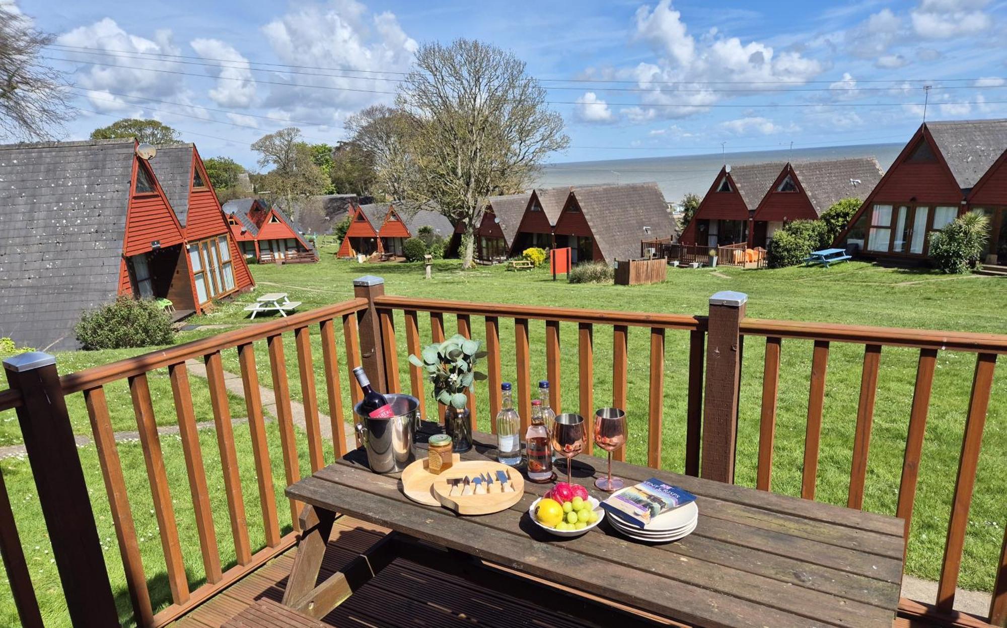 Wow! Amazing Sea Views At Coastal Chalet In Kingsdown Park With Pool No 40 Villa Esterno foto